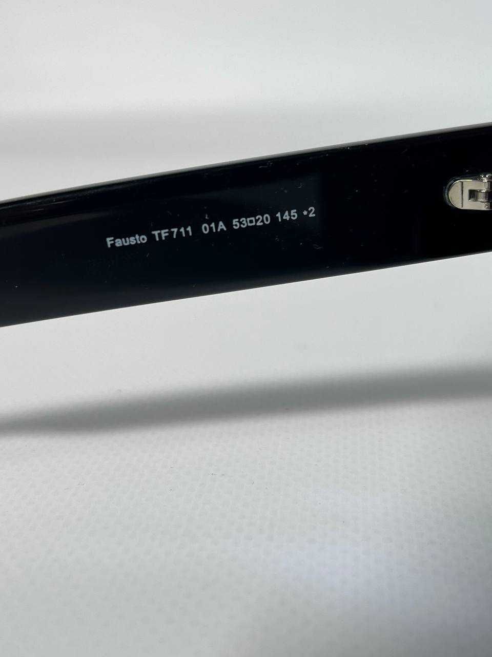 Очки Tom Ford FT0711 01A солнцезащитные