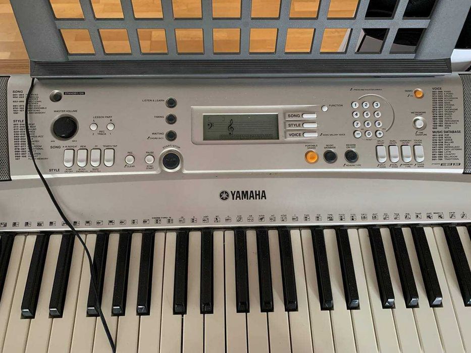 Синтезатор Yamaha PSR-E313