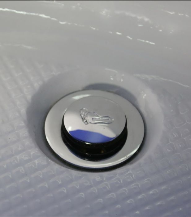 Продам б/у Піддон 90х90