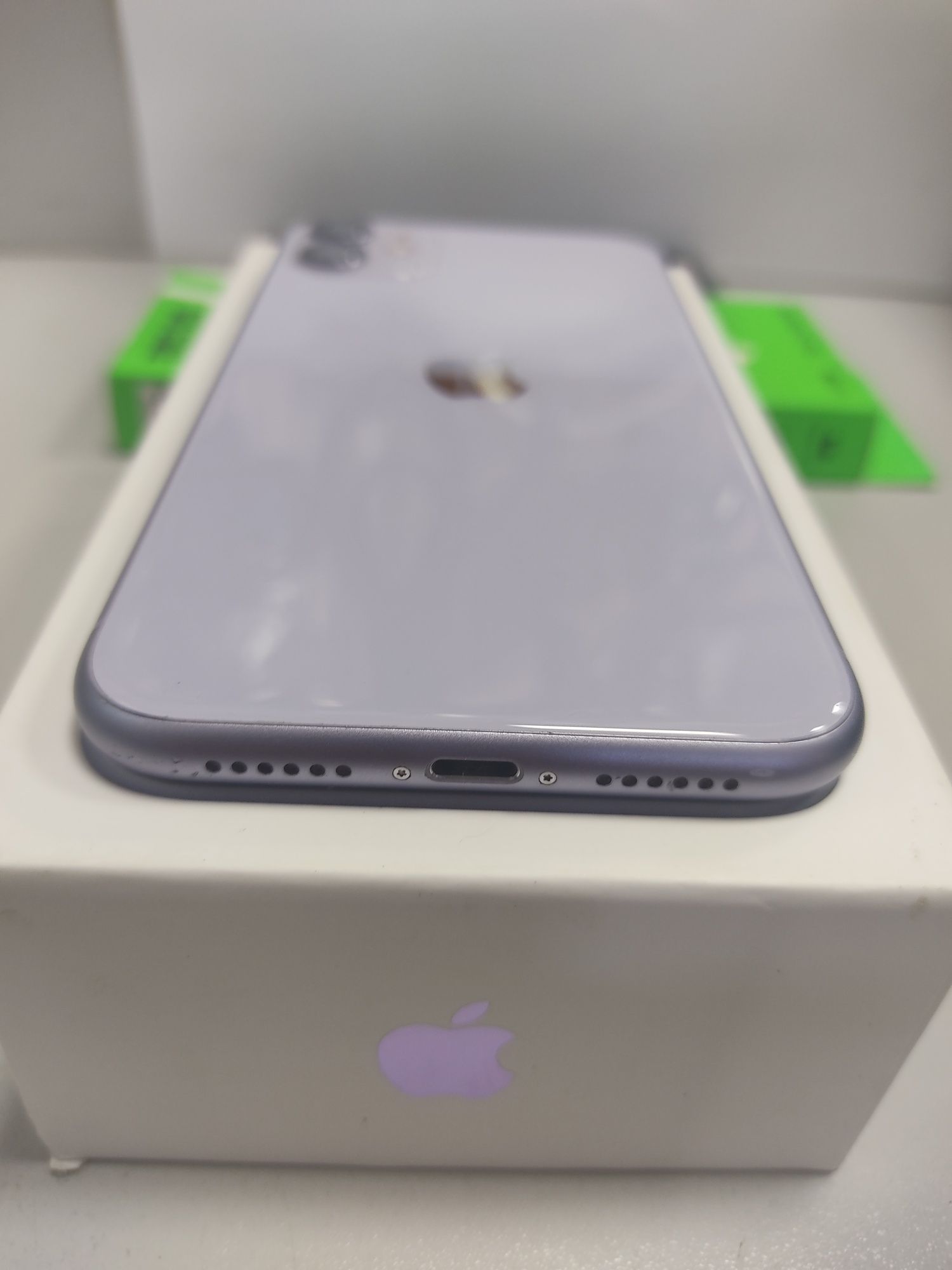 Iphone 11 64 gb b
