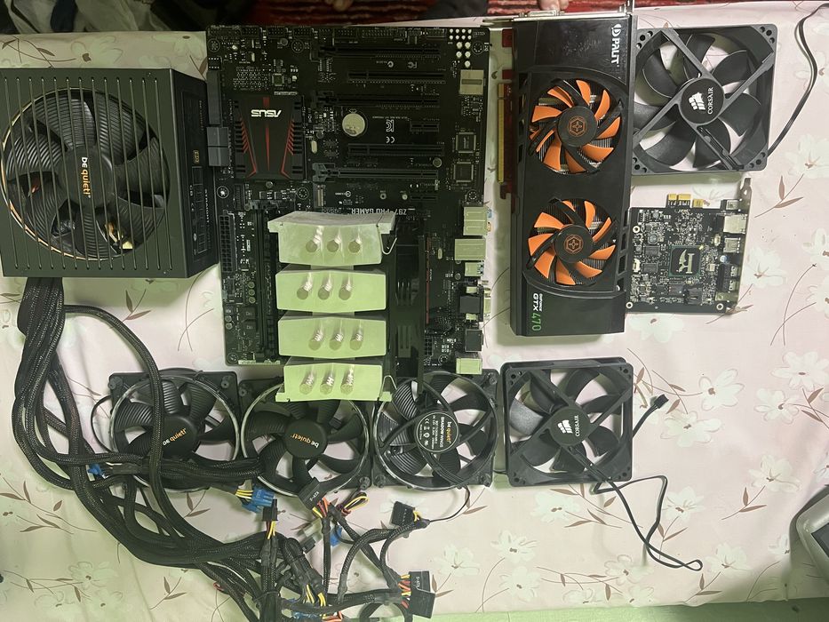 Продам материнку ASUS® Z97-PRO GAMER