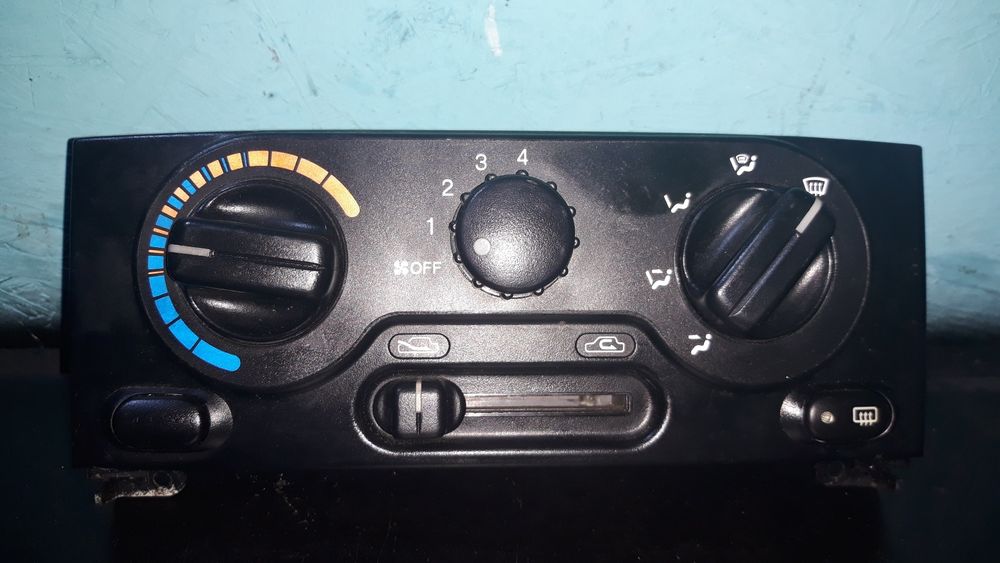 Блок панель управления печки БУП Ланос Lanoc ДЕФЕКТНИЙ Разборка