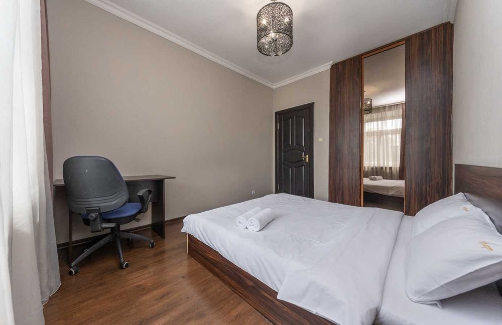 2х кімнатна квартира поруч з Палацом Україна