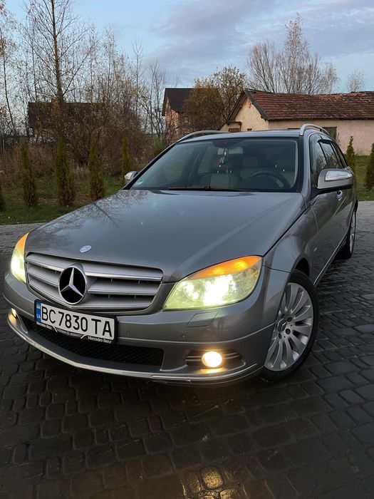 Mercedes-Benz c200 s204 2008р