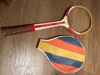 Raquete ténis antiga em madeira