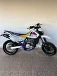 Suzuki DR650 supermoto