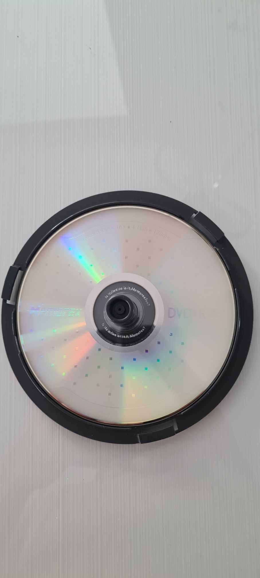 Conjunto de DVDs Virgens em Cakebox Nunca Usados