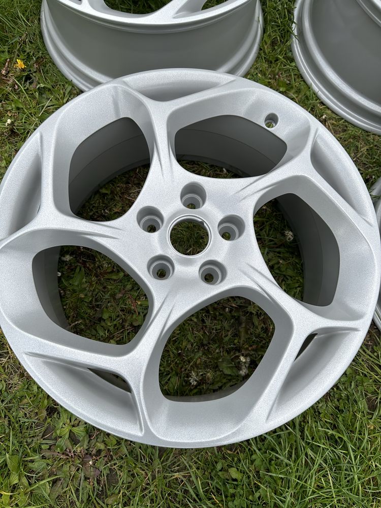 Alufelgi Renault Megane III GT RS 18" 5x114.3 5x114 igły po renowacji