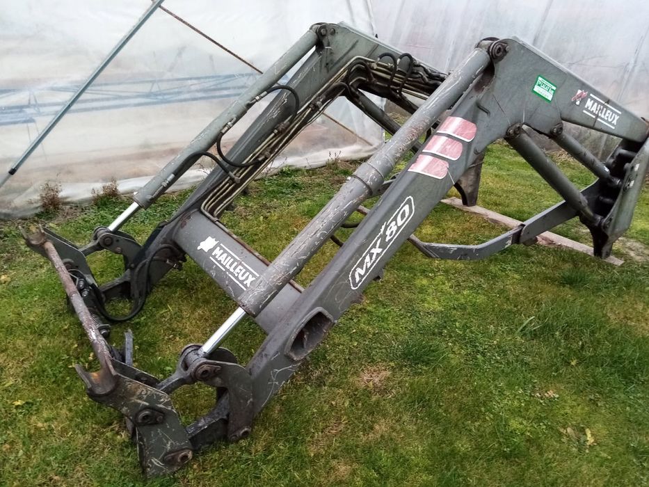 Renault Ares 546 RX z turem