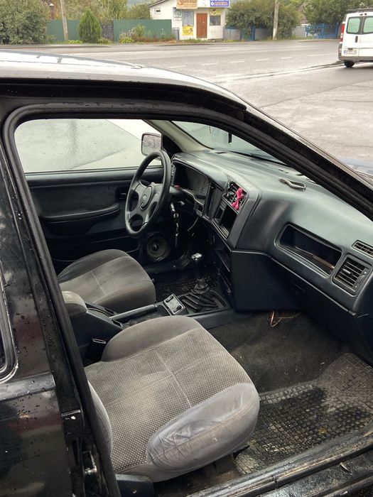 Продам Ford Sierra 2.0