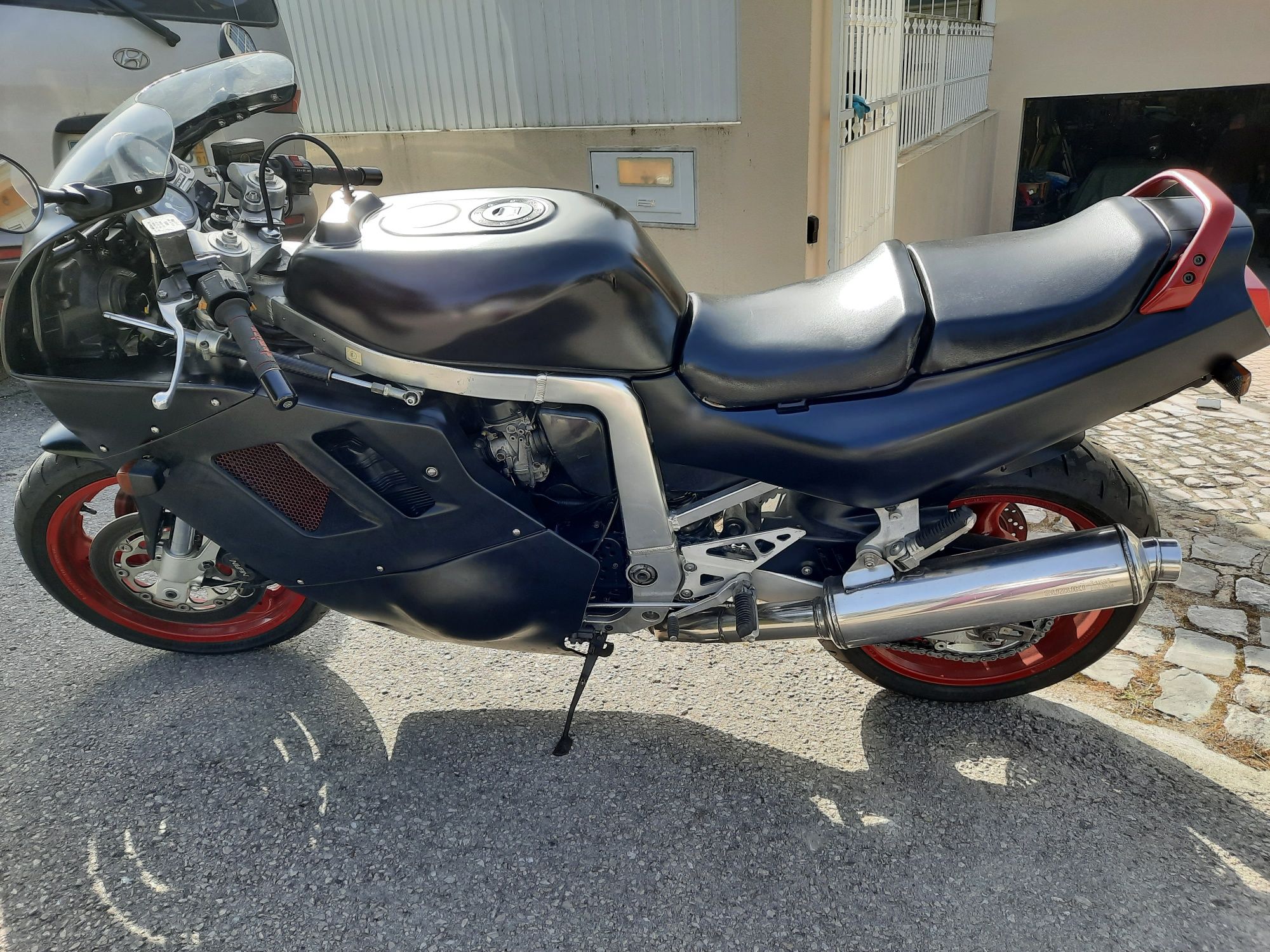 Suzuki GSXR 1100