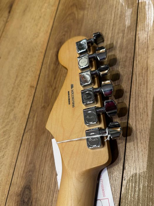 Новий Fender Stratocaster Player Sunburst, Мексіка ($840)