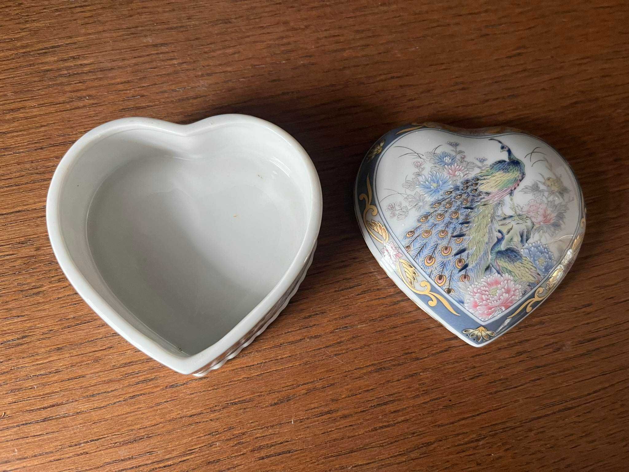 Serce porcelanowa szkatułka Paw