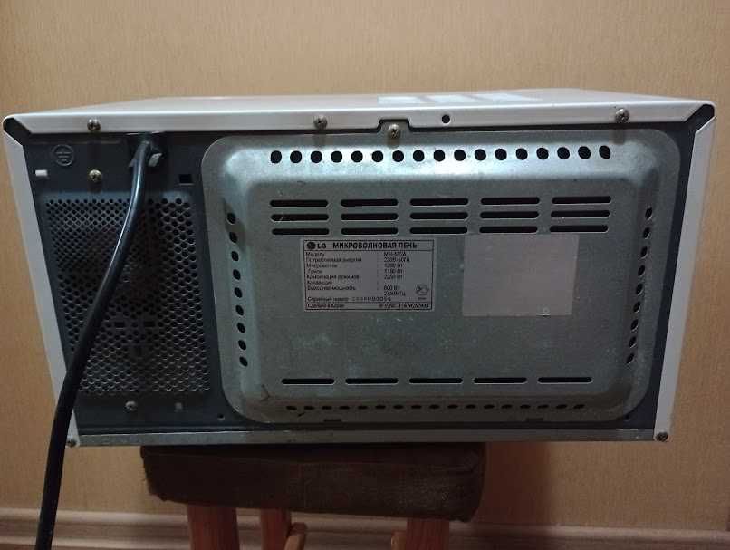 Микроволновка LG