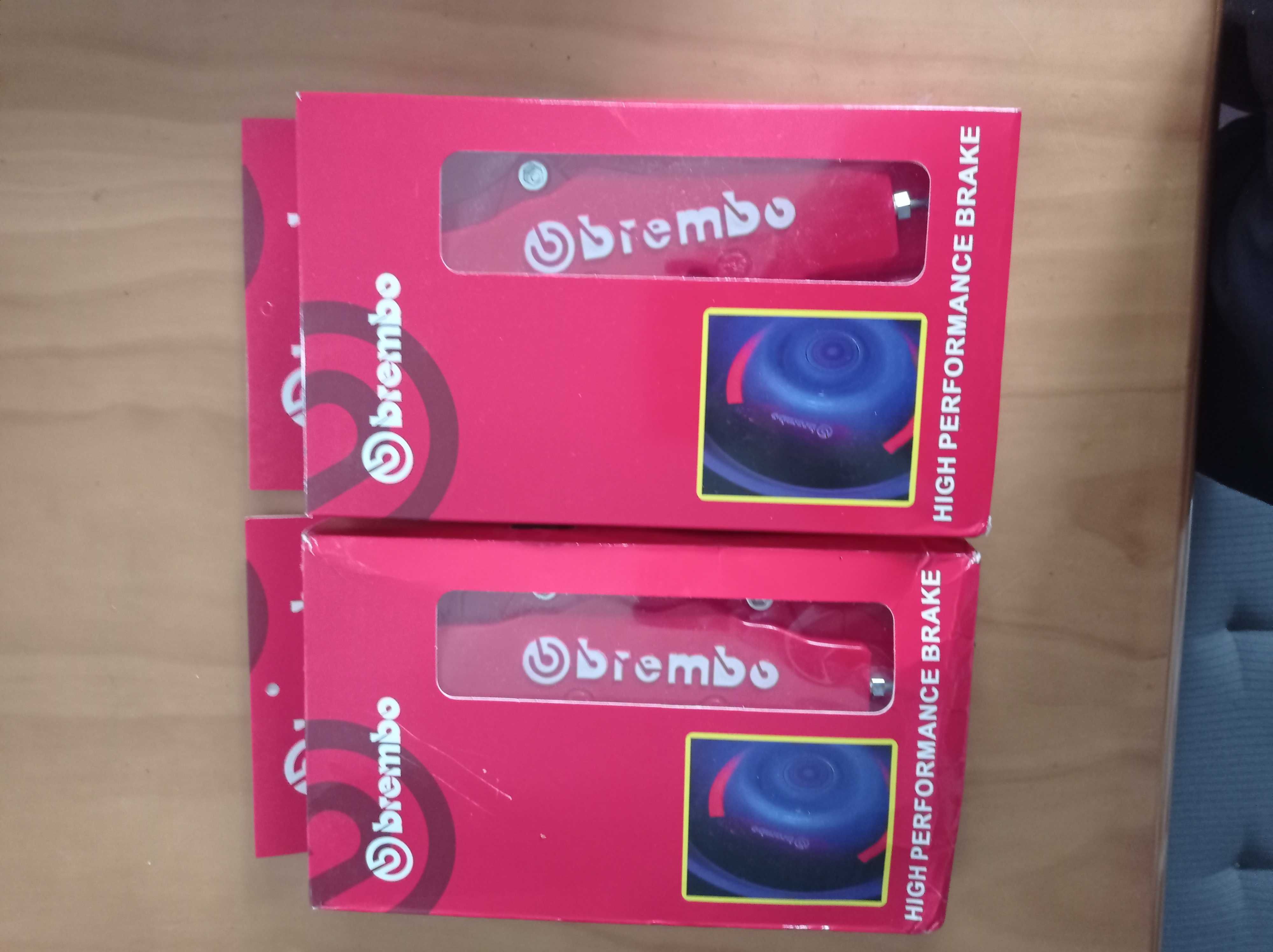 Tampas/ capas p/ pinças p/ travão dianteiras LOOK BREMBO