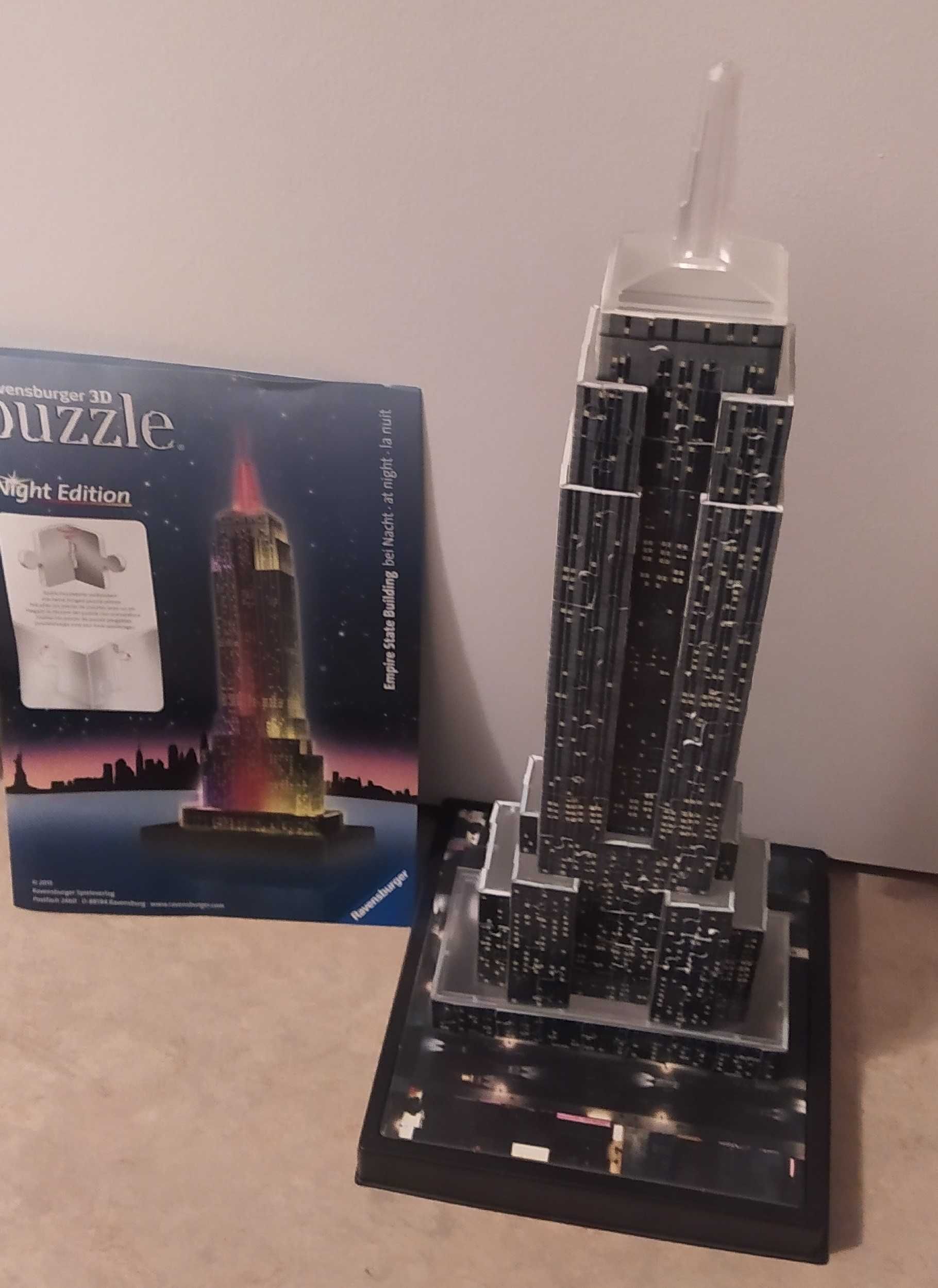 Puzzle Ravensburger 3D Night Edition Empire State Building