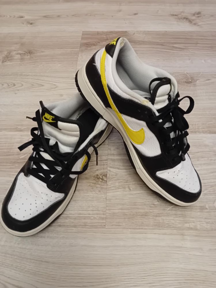 Buty nike roz 43 cm