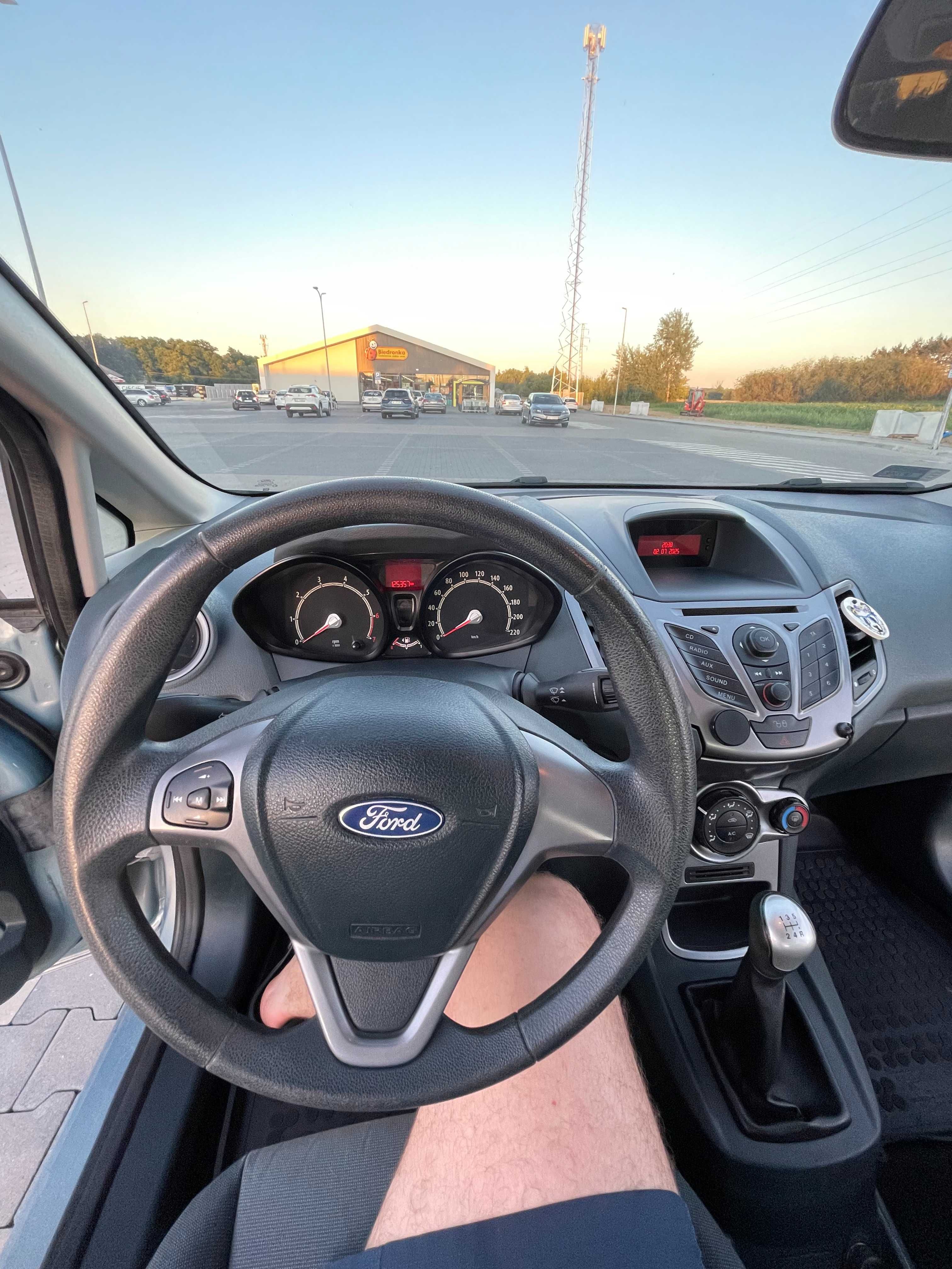 Ford Fiesta MK7 2008r. 1.2 80 KM benzyna