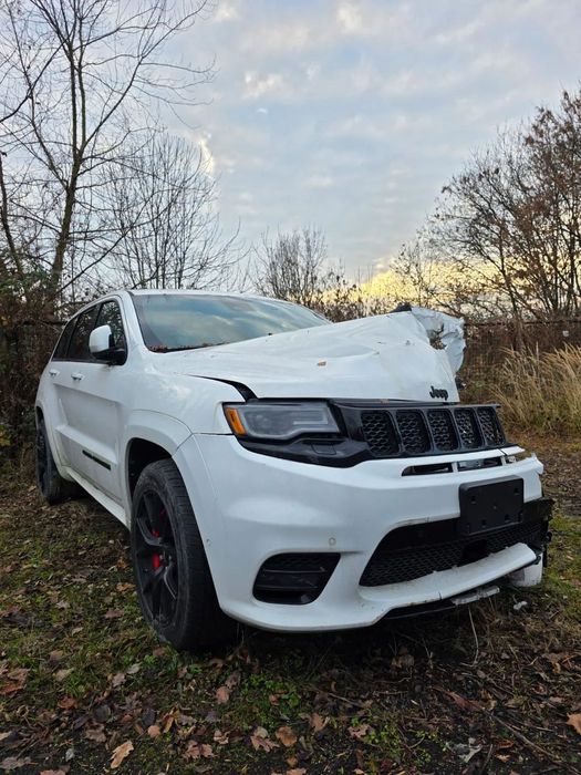 Jeep Grand Cherokee Jeep Grand Cherokee SRT po Lifcie auto jest juz w Polsce
