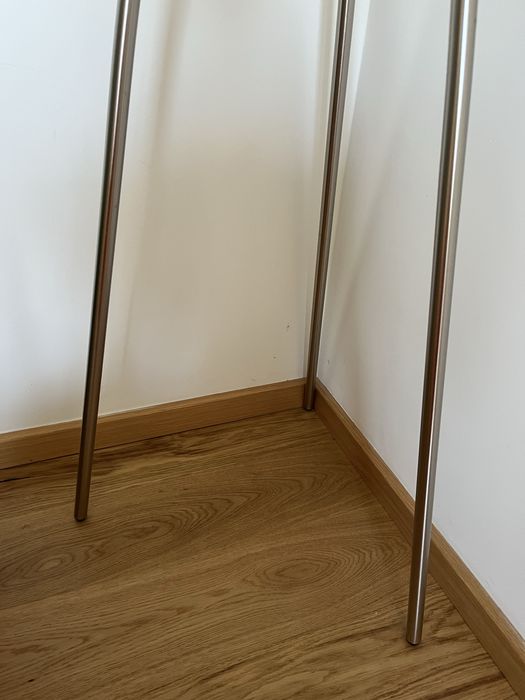 Wieszak stojący na ubrania stal srebrny 169cm wysokosci