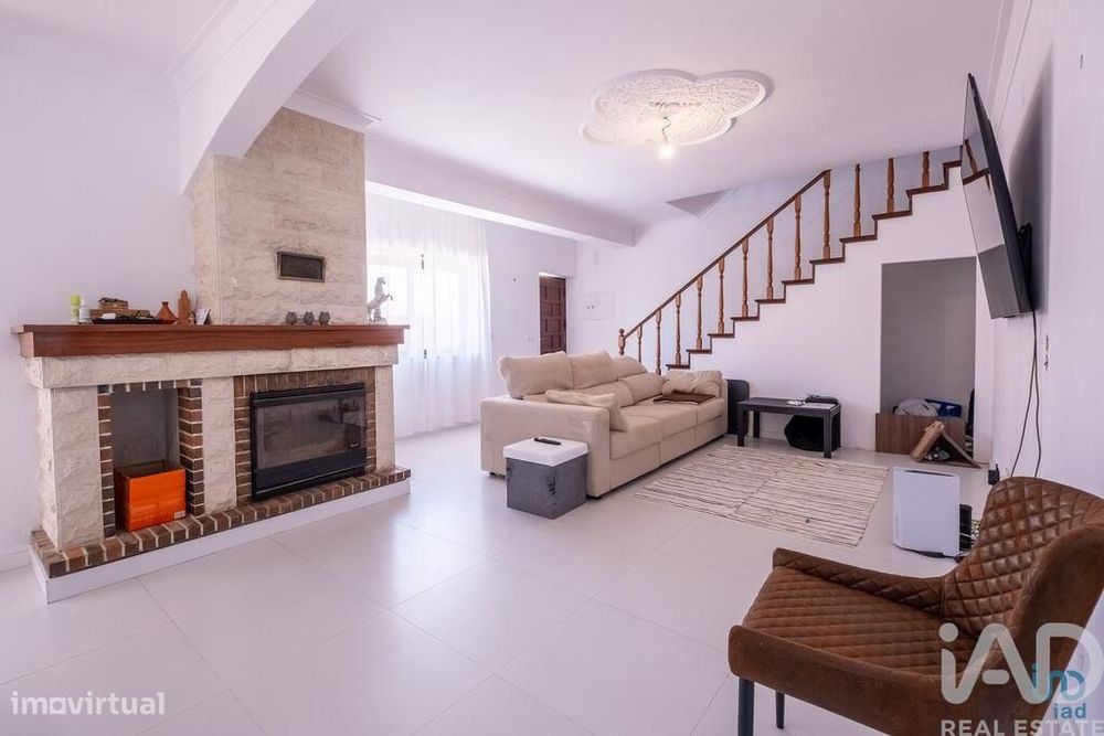 Casa / Villa T6 em São Pedro de 330,00 m2