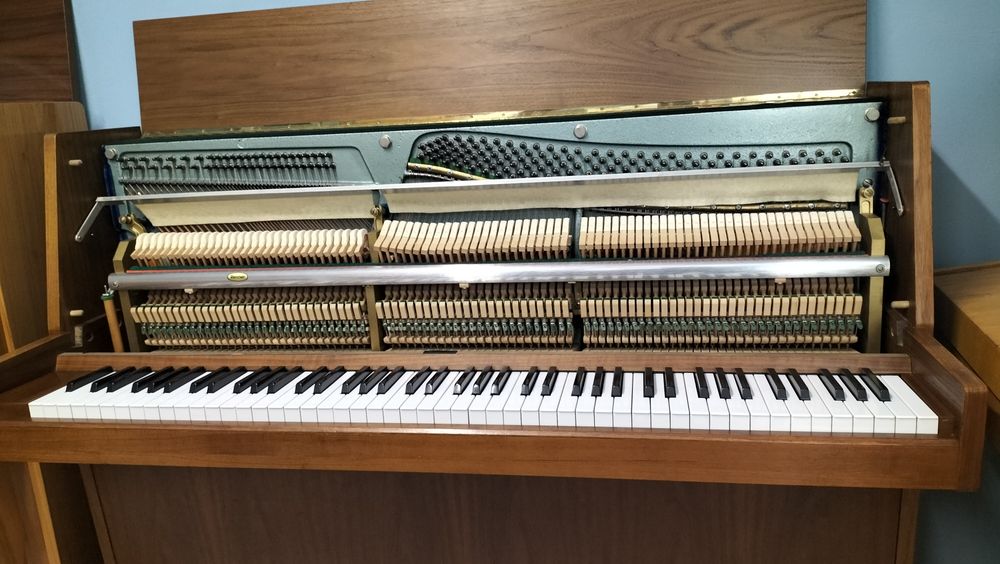 Pianino Nordiska Futura