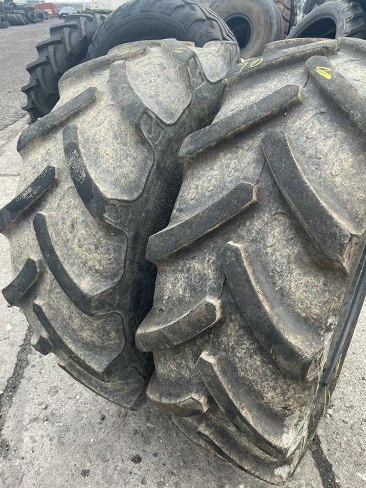 300/70r20 OPONY BKT RT765 / 2 SZT / 60-80 % bieżnika