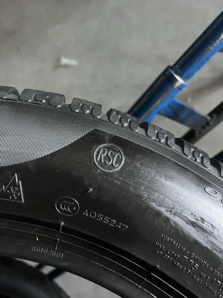 225/60/17 R17 Pirelli Sottozero Winter 2 RSC * 4шт нові зима