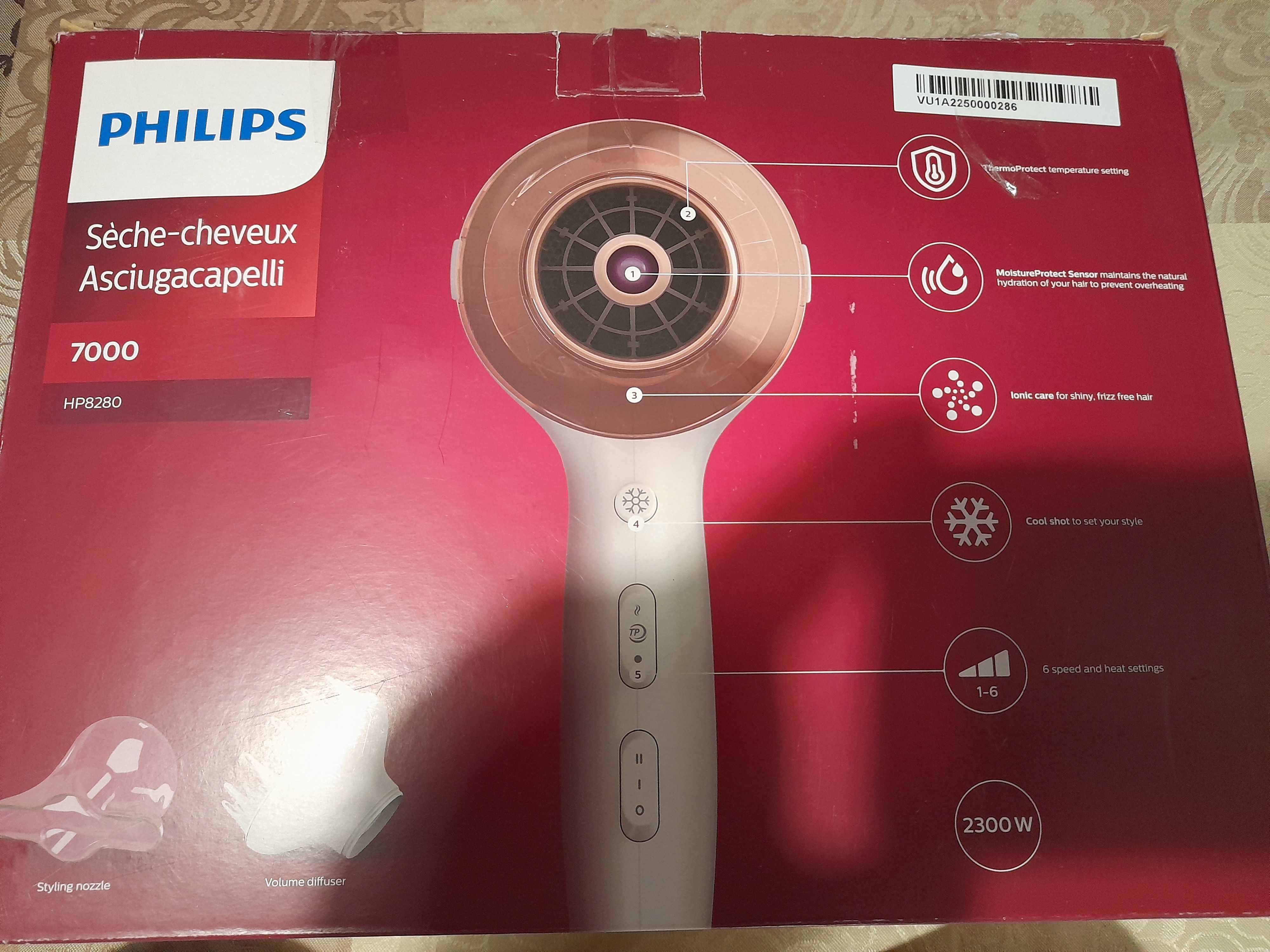 Suszarka do włosów Philips HP8280/00