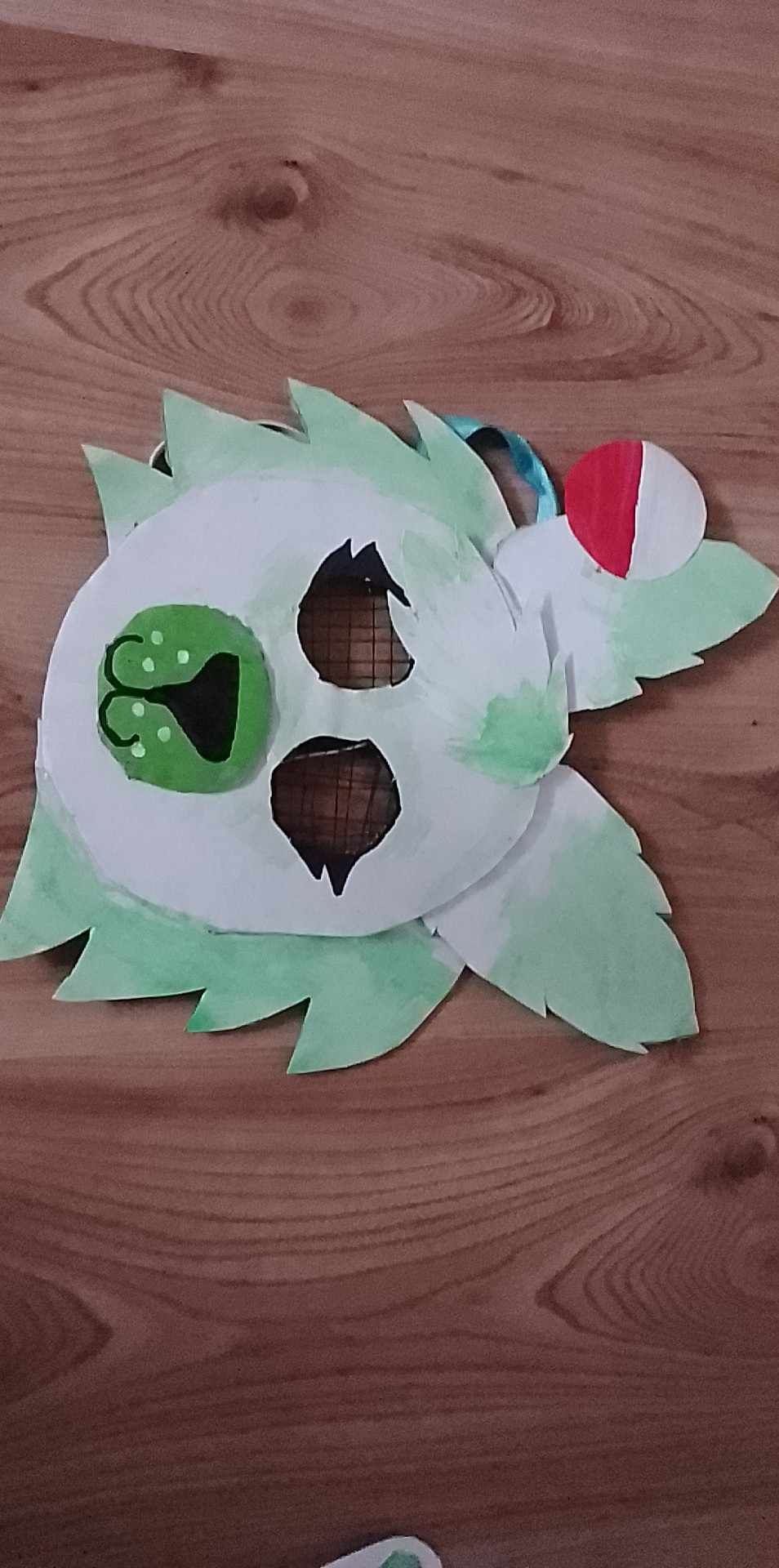 Head furry z kartonu