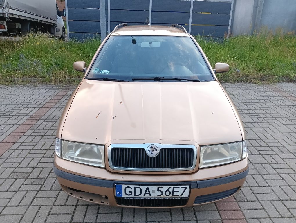 Skoda octavia 1.6 kombi hak