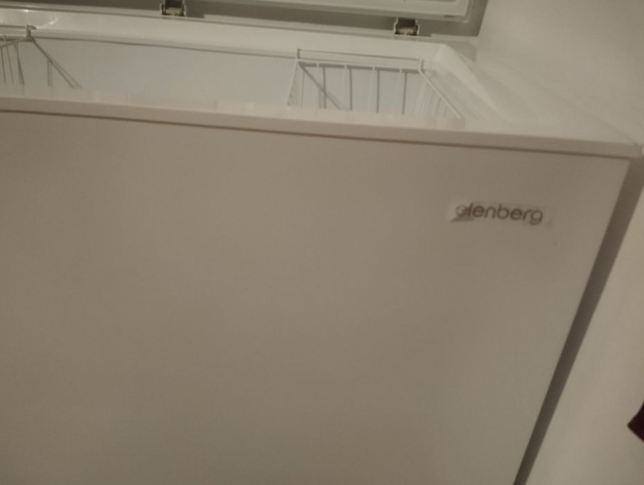 Морозильна камера 300л