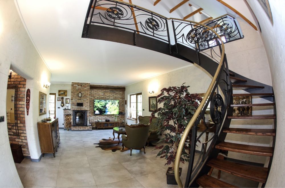 Dom  Przy Lesie Pyszczyn stajnia i staw