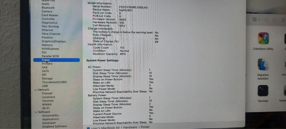Apple MacBook 13,3