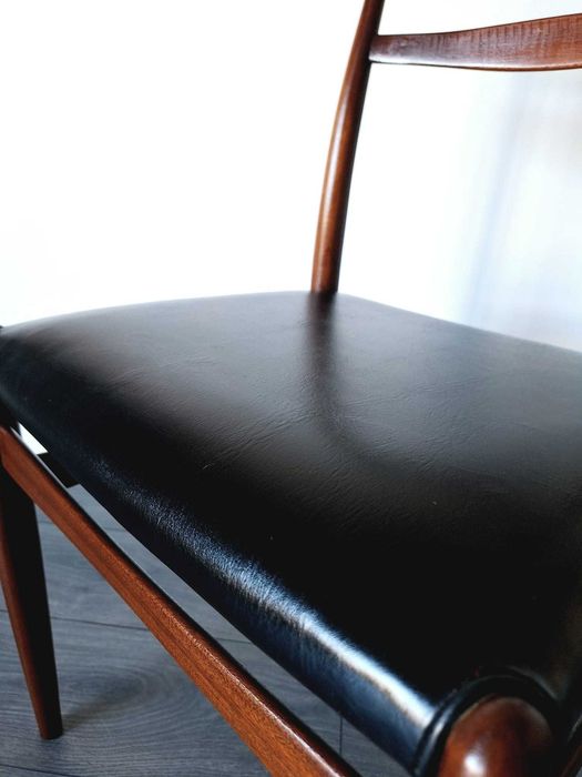 Cadeira Vintage Design Dinamarquês Mid-Century 60s. Vintage chair