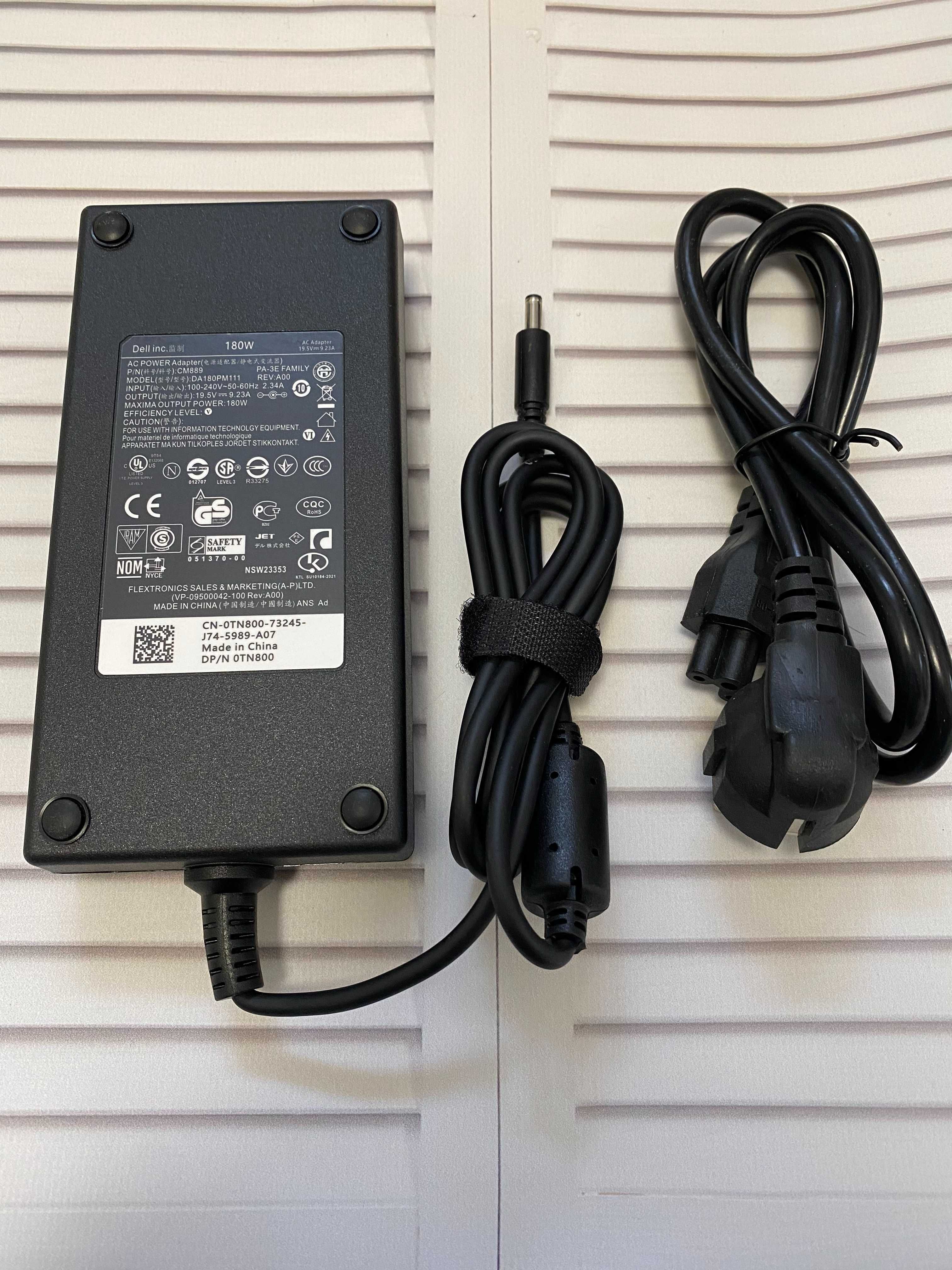 Зарядка для ноутбука DELL 19.5V 9.23A 180W 4.5*3.0 +кабель в розетку
