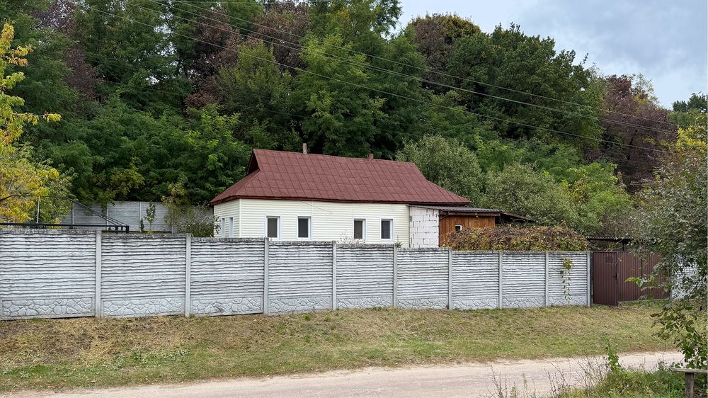 Будинок дача з ремонтом Седнев груба скважина погреб