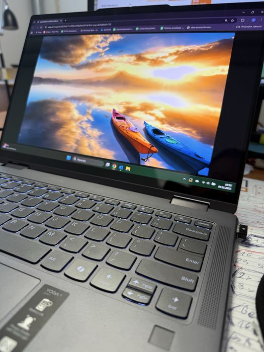 Lenovo Yoga Slim
