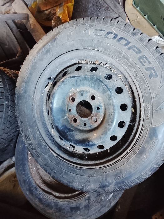 Opony zimowe 13R