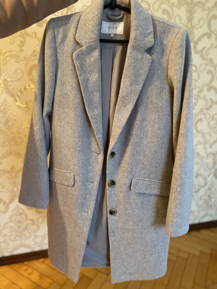 Пальто сіре жіноче, нове, розмір 36/с