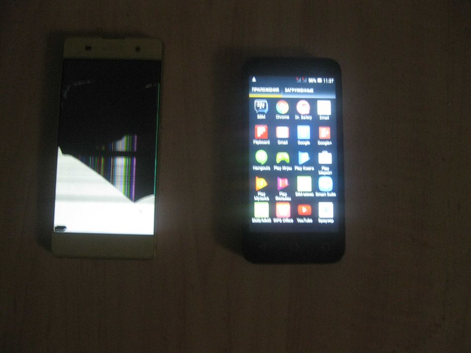 2  мобильника б\У  Sony Xperia X F5121 и Alcatel One Touch