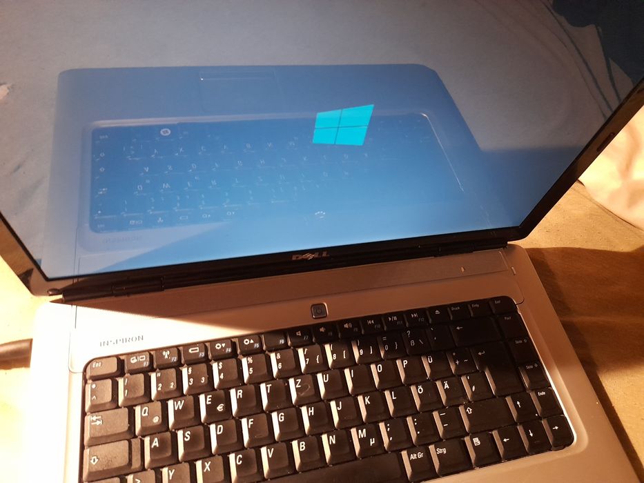 Notebook Dell em bom estado.