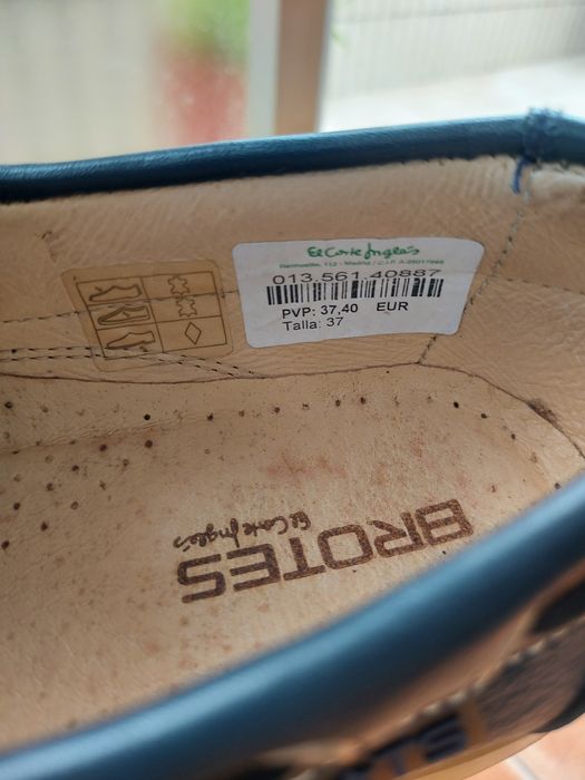 Sapato velcro azul