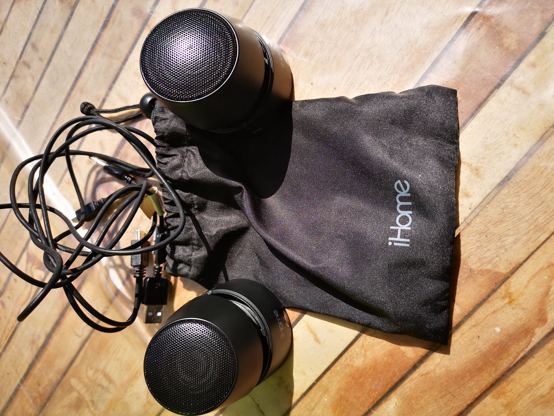 Colunas Portáteis iHome