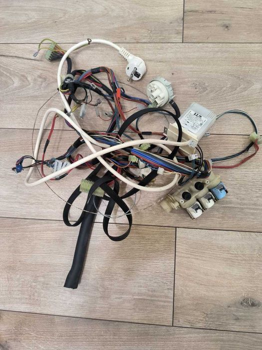 Плата стиральной машины Indesit WIDL106