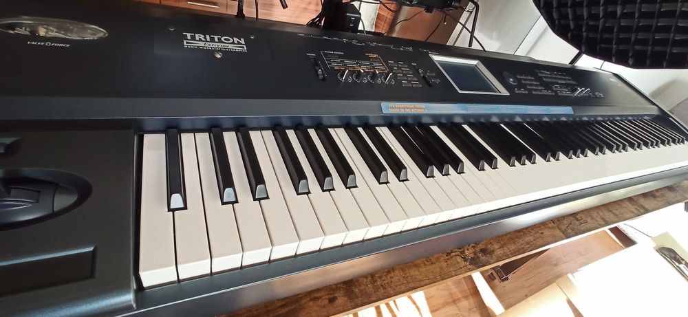 KORG TRITON Extreme 88