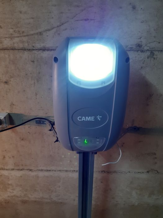 silnik napęd CAME  do bramy garażowej z montażem