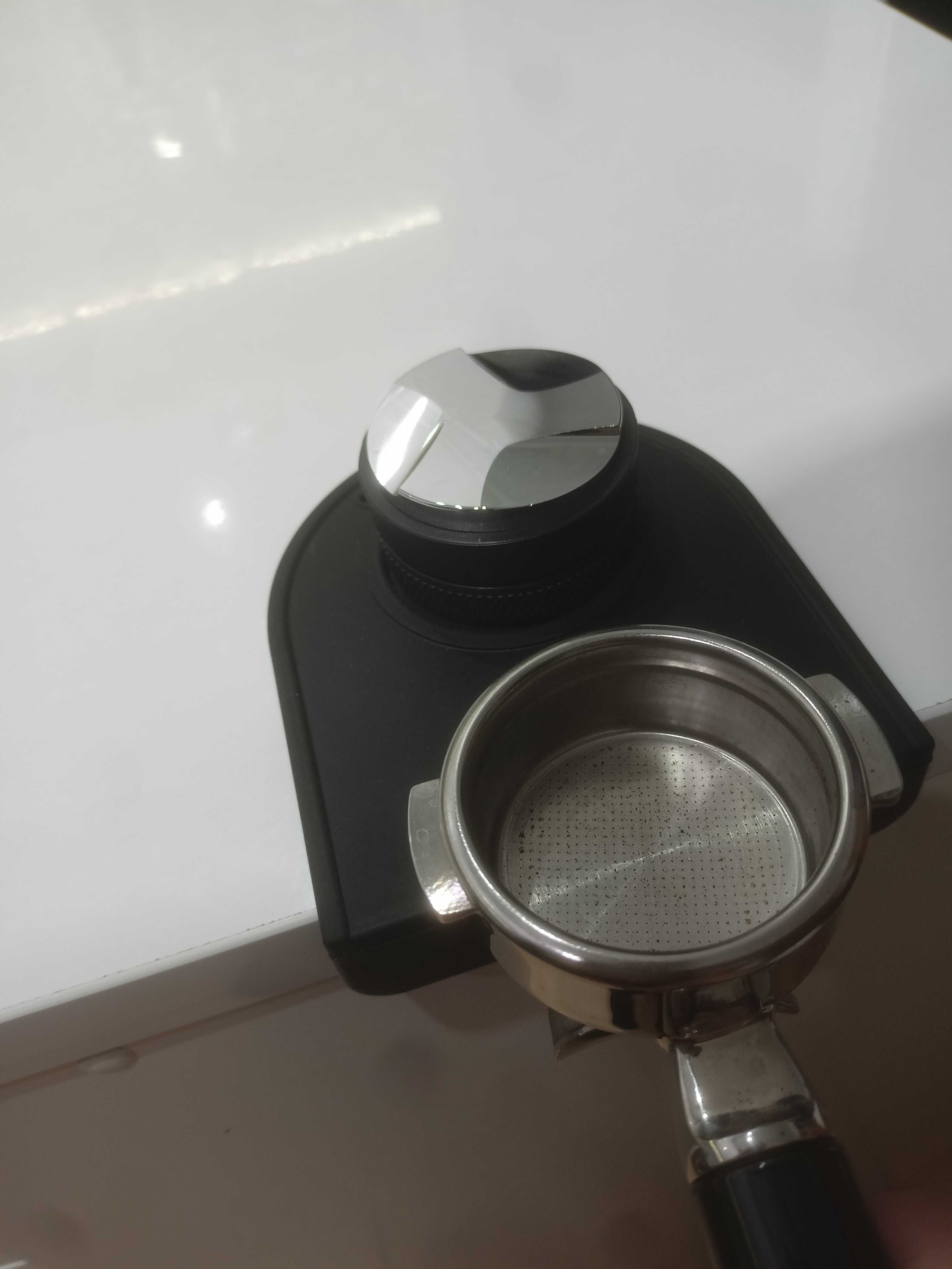 Mata pod tamper  + dystrybutor do kawy 58mm