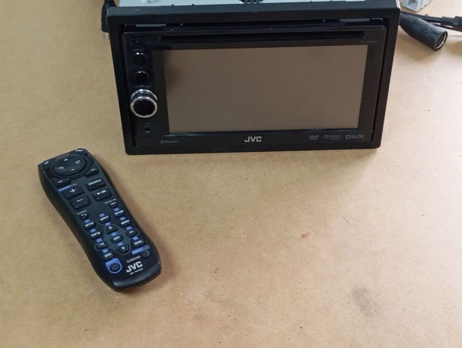 Продам магнитолу JVC KW-AV60BT