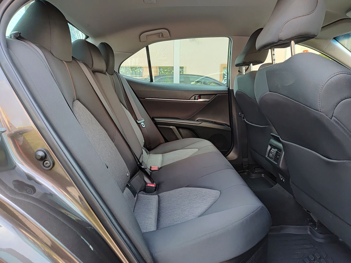 Toyota Camry 2.5 Hybrid Prestige + Navi